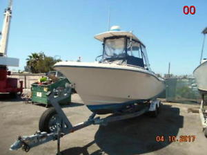 1999 Grady White 247 Advance