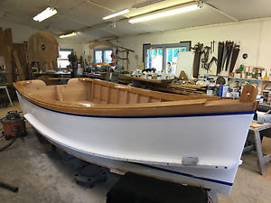 Classic 16' wooden skiff by Louis Sauzedde - Tips from a Shipwright (NO MOTOR)