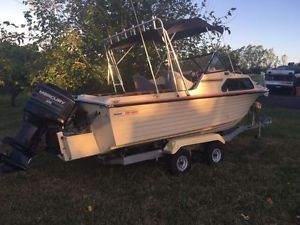 VICKERS 6 metre boat