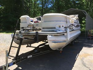 2006 Crestliner 2285 Angler