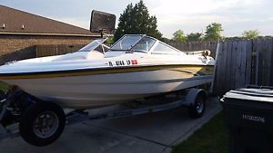 2001 Chaparral 180 SSE