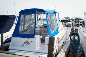 1998 Donzi 3250 LXF Express