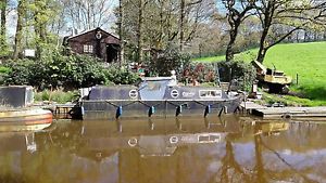 32 foot canal boat