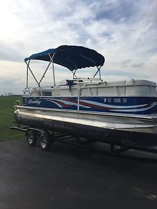 2008 Bentley 25 FT Pontoon