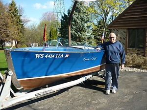 1947 Chris Craft rocket wood classic runabout