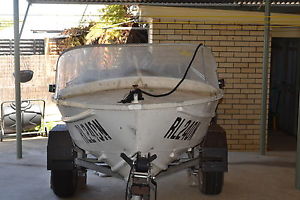 quintrex 4.2 mtre boat