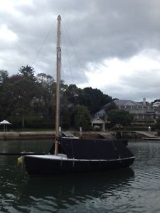 Putt Putt Cruiser on Mooring