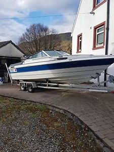 Speedboat 21foot inboard Volvo Penta engine