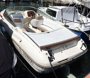 Superb1995 Cranchi Turchesse 24 Italian sports located on the French Riviera.