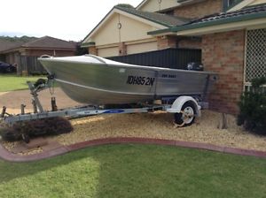 quintrex dart 395, 2007, custom made cover, aluminium.