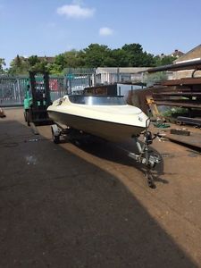 SIMS SUPER V SPEED BOAT, 50hp YAMAHA 2 STROKE ENGINE AND TRAILER