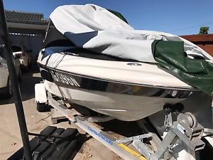 Savage 195b Fuel Injected 96hrs Bowrider boat