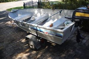 Aluminium runabout and trailer