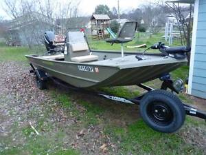 2012 Lowe roughneck 1860