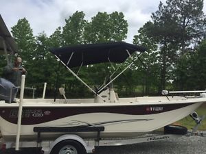 2013 Carolina Skiff 198 DLV