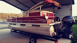 2012 Misty Harbor Pontoon Boat