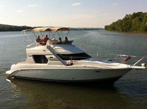 2000 Silverton Marine Sedan Cruiser 351