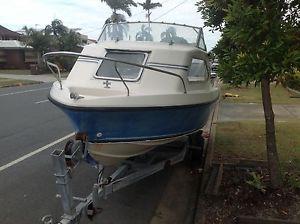 Half cabin hinton 4.5m