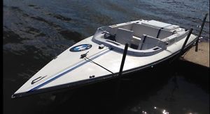 Powerboat- BMW Invicta Jupiter 5.0 130 GT