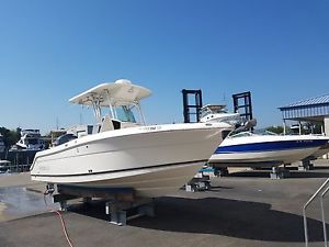 2007 Robalo 240