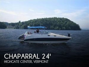 2005 Chaparral Signature 240 Used