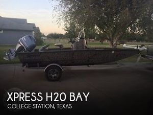 2015 Xpress H20 Bay
