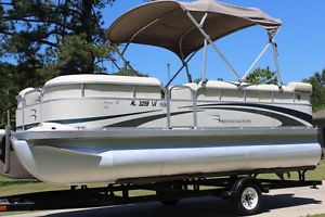 2008 BENNINGTON 1850GL PONTOON BOAT W/60HP YAMAHA 4 STROKE, TRAILER AN COVER!!!!