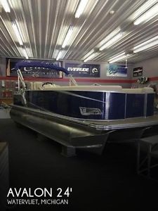 2016 Avalon LSZ Cruise 24 Tri Pontoon