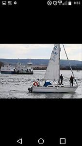 jaguar25 sailing boat(moorings paid till nov)