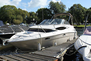 Regal 2565 Window Express - Sports Cruiser Boat