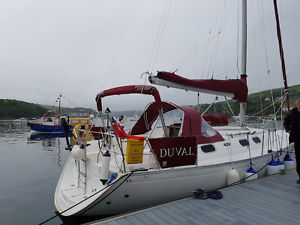 Dufour Gib-Sea 33 Sailing Yacht not Bavaria, Westerly, or Moody With Dinghy.