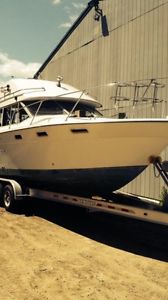 1983 Bayliner 2850 contessa