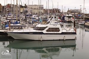 Halmatic Azure 150 - Flybridge Boat