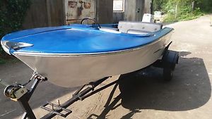 speedboat .. 20hp Engine .. Trailer .. Project