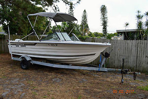 1981 MANATEE BOWRIDER 18