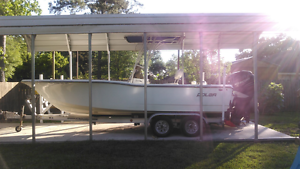 2005 Polar 2310 Bay Series