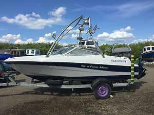 Four Winns Speedboat