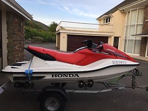 2010 HONDA F12 AQUATRAX 3 Seat JETSKI with extras Only 9 Hours use & immaculate