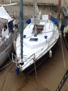 Dufour Arpege 30 six berth sailing boat beautiful original example