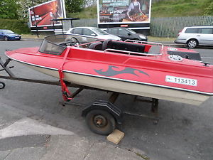 simms super v speedboat with trailer