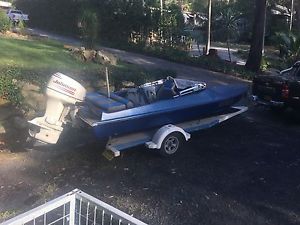 18ft BULLET ski Boat,2004 115hp Johnson,low hours,fast And Reliable,Seats 5,