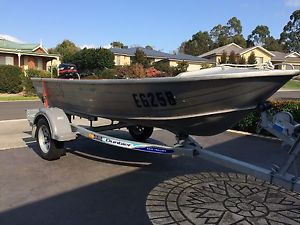 tinny boat