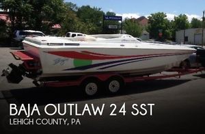 1995 Baja Outlaw 24 SST