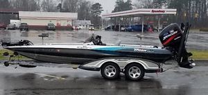 2003 Triton tr21 bassmaster edition