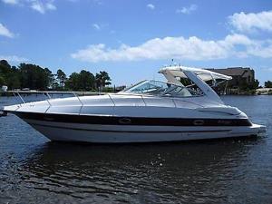 2004 Cruiser Yacht 340 Express Cruiser