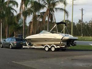 Sea Ray 20FT Bowrider 2004 5.0L V8