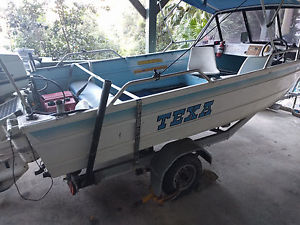Tinny 4.8m De Havilland 40hp Johnson
