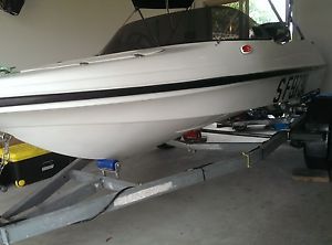 VIPER CIELLE 2008 ,AUST MARINE INDUSTRY FED SKI BOAT FINALIST OF THE YEAR .