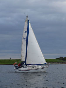 Sadler 26 sailing cruising cruiser yacht boat