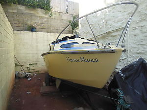 Hurley Silhouette Yacht
